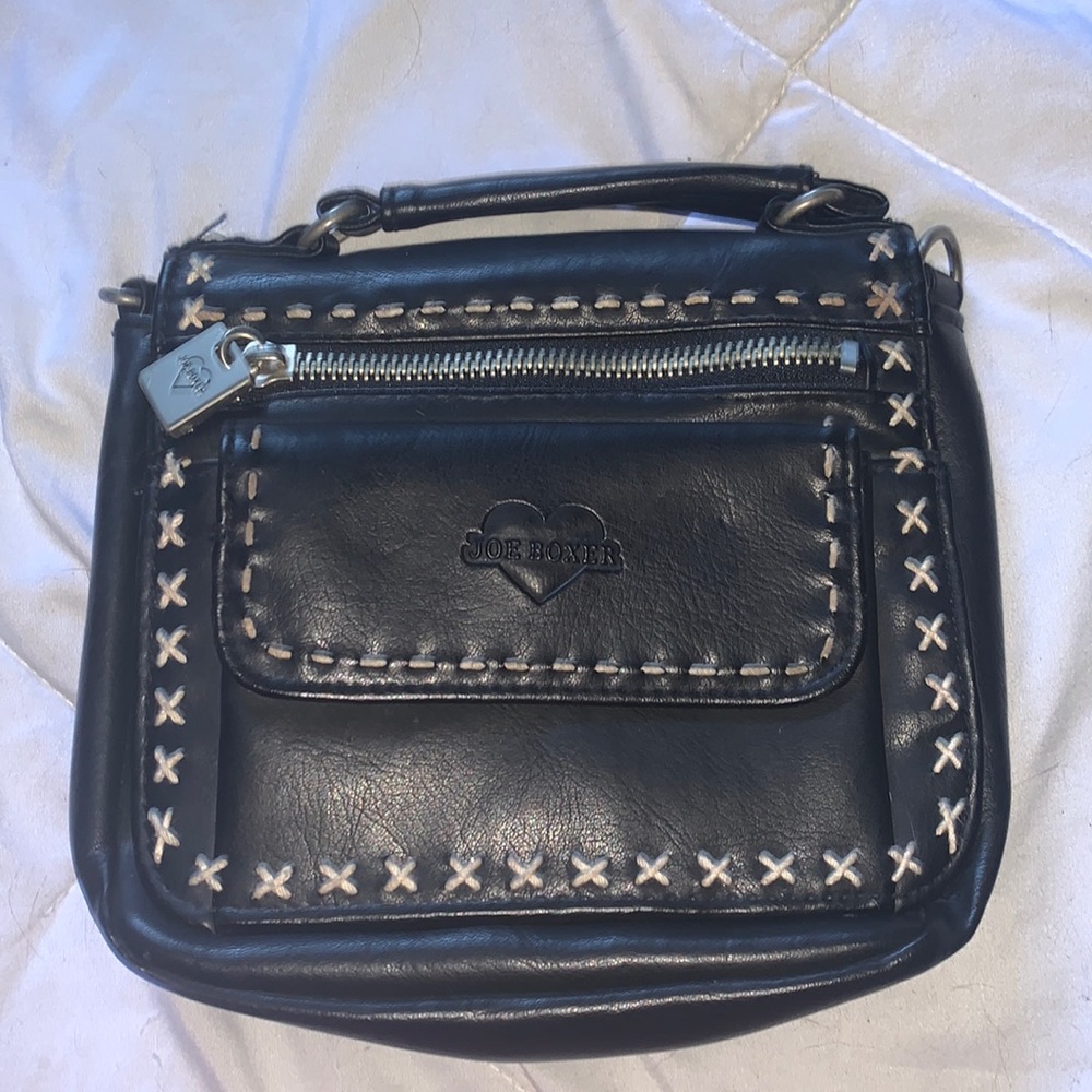 ☀️black vinyl alt style joe boxer handbag